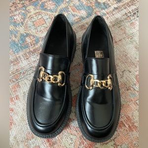 Round Toe Gold Chain Loafers